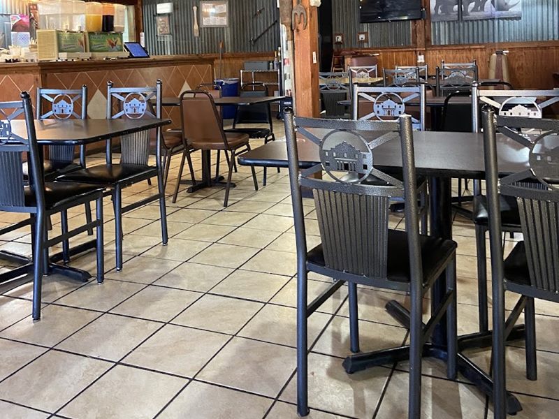 Pollos Asados Don Jose interior