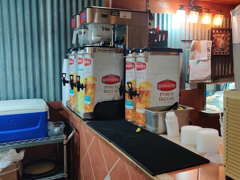 Pollos Asados Don Jose interior